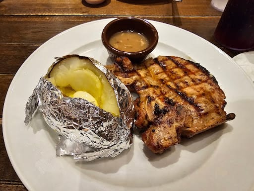 ASTONS Steak & Salad @ The CentrePoint