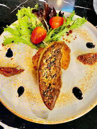 Perle Noire Oyster & Grill Bar