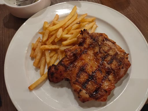 ASTONS Steak & Salad @ The CentrePoint