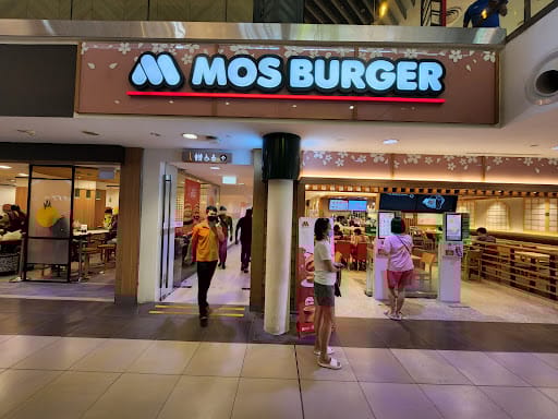 MOS Burger - Junction 8
