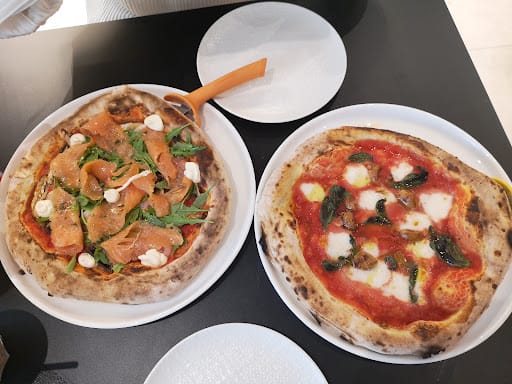 Plank Sourdough Pizza - South Buona Vista