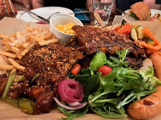 Morganfield's | The Star Vista