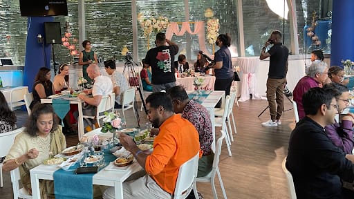 Arkadas Cafe & Restaurant