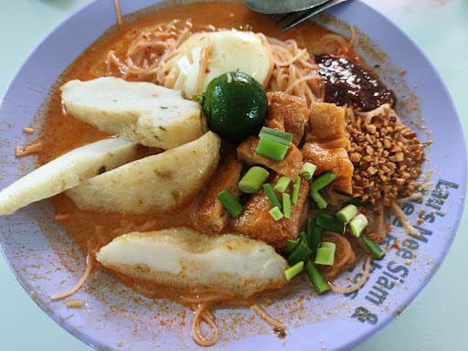 Blk 216 Bedok Food Centre and Market