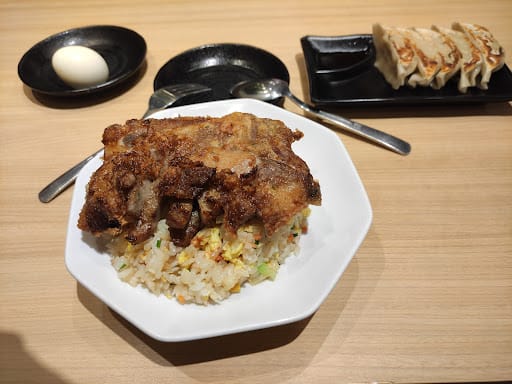 Menzo Butao @ Changi City Point