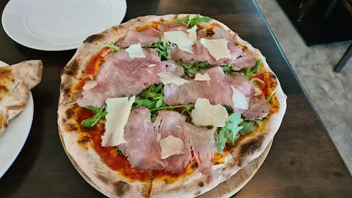 La Pizzaiola @ Dunearn