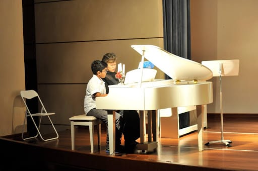 Viva School of Music and Ballet