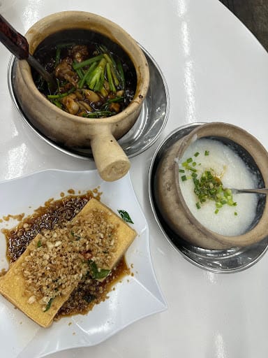 Hua Zai Frog Porridge Zi Char