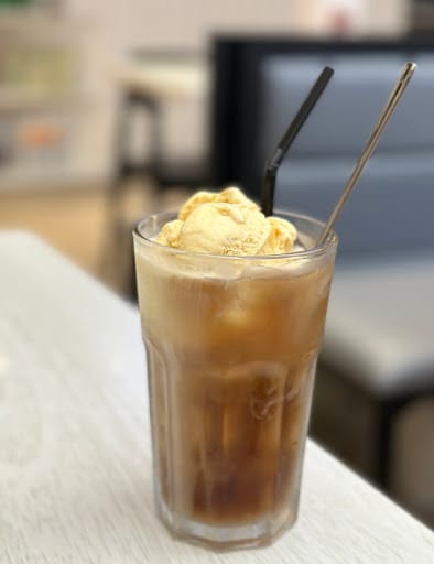 Big Fish Small Fish Cafe (Suntec City)