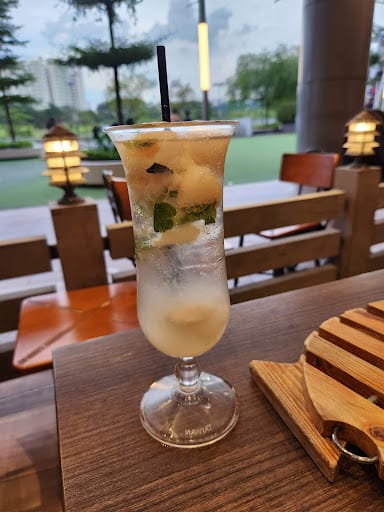 Fish & Co. (Waterway Point)