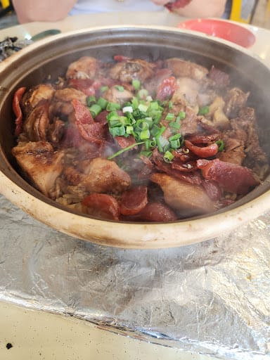 Kam Par Claypot Bak Kut Teh and Chicken Rice 金宝