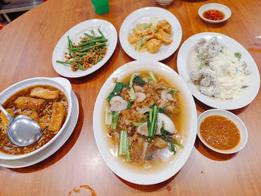 Two Chefs Eating Place