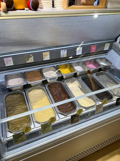 Hundred Acre Creamery | Crafted Gelato & Desserts