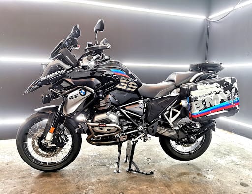 WASH PIT (WEST) PTE LTD