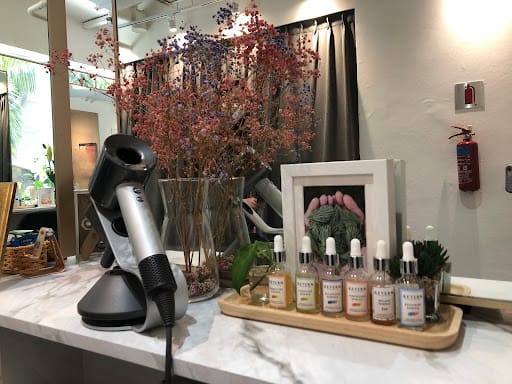 Retern Hair & Scalp Institute