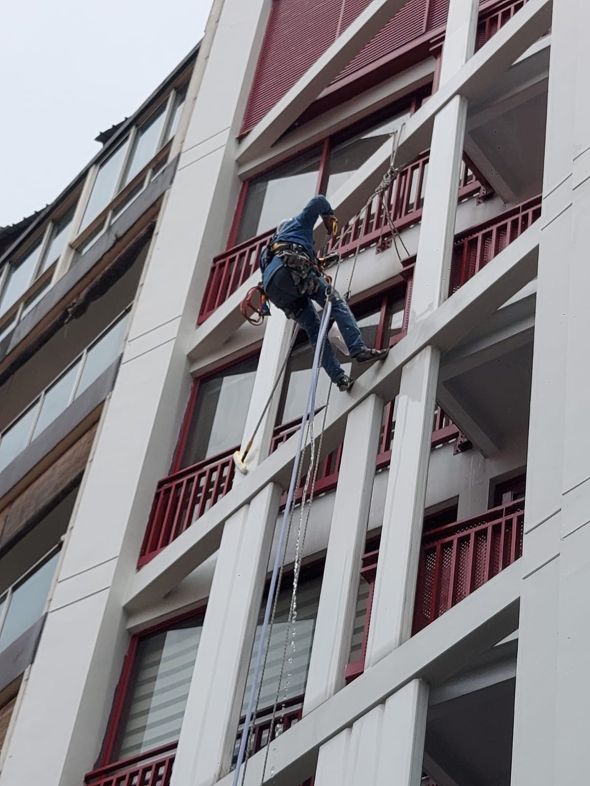 Buildbest Roofing & Construction Pte. Ltd.