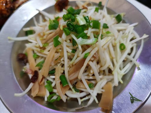 Lucky Chicken Rice