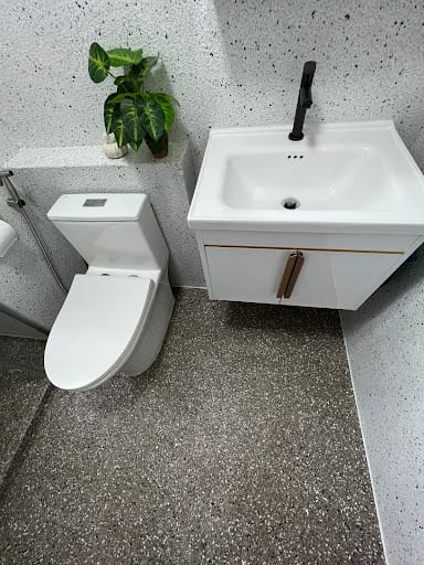 2ezBuilders Pte Ltd