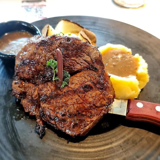 iSTEAKS Reserved