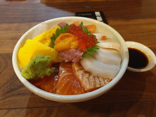 Tanuki Raw @ Funan