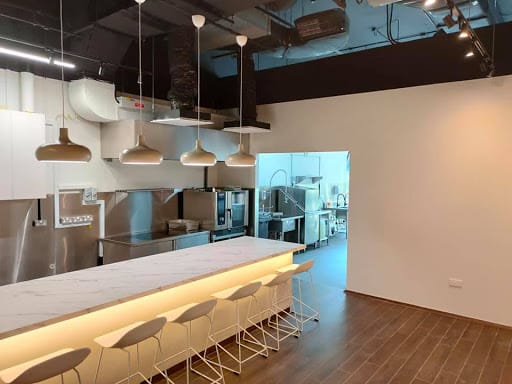 Om Decor Pte Ltd