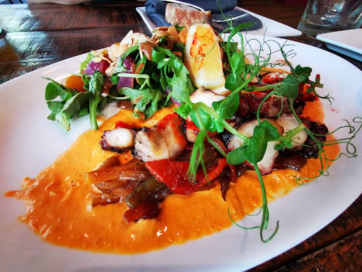 Bar-Roque Grill