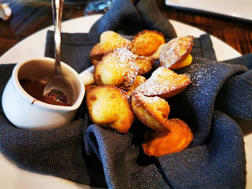 Bar-Roque Grill