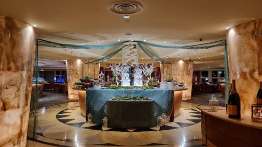 Town Restaurant