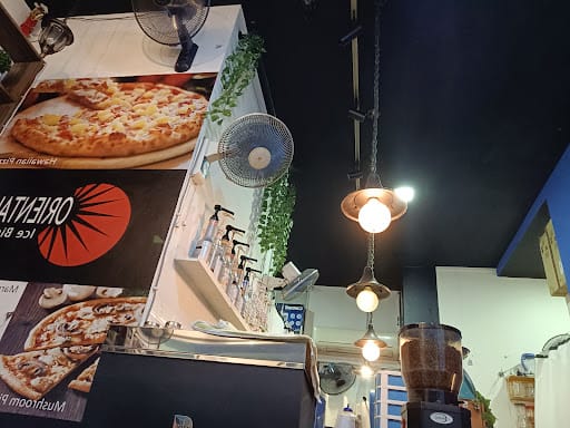 Oriental ice bistro