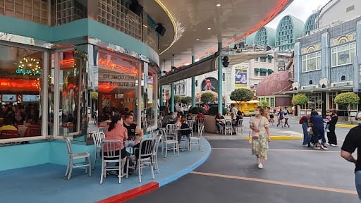 Mel’s Drive-in