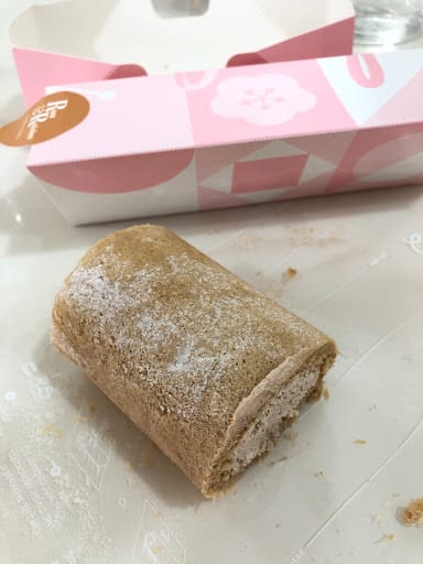 Kele Roll Cake Shop