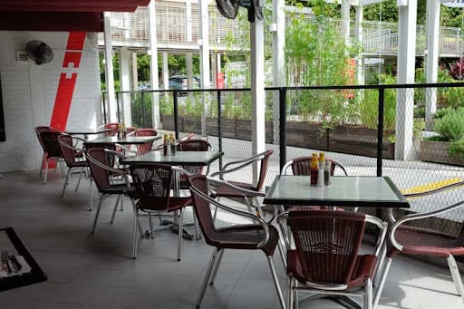 Huber's Bistro