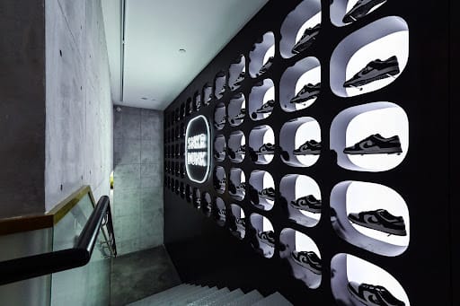 Om Decor Pte Ltd