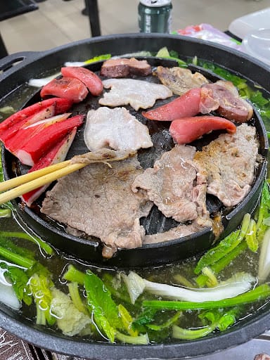 Thai Thai Mookata