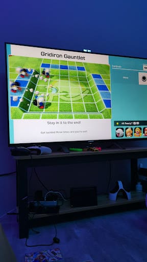 ME Cafe & Games