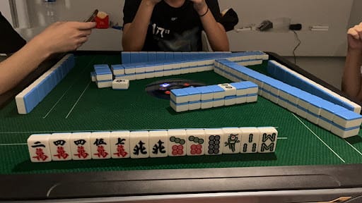 ME Cafe & Games