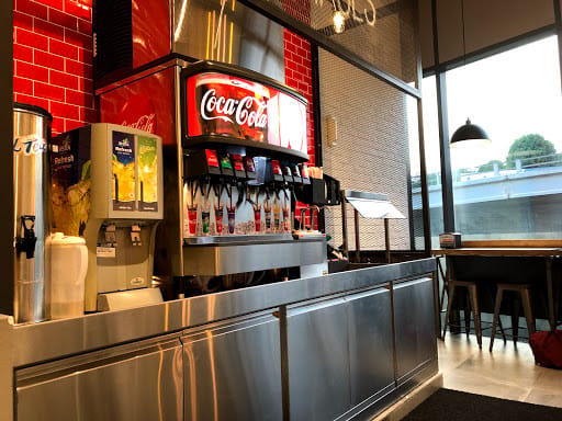 Carl’s Jr @ King Albert Park