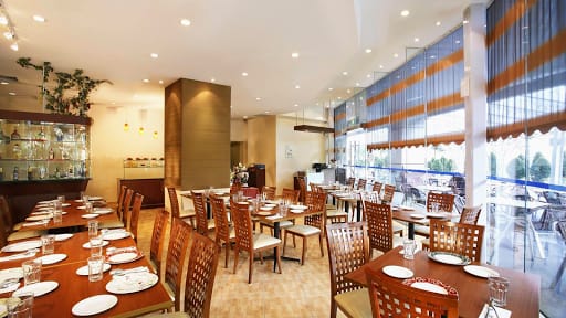Raj Restaurant