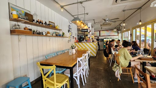 W39 Bistro & Bakery