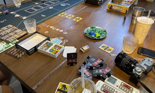 ME Cafe & Games