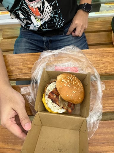Toko Burgers