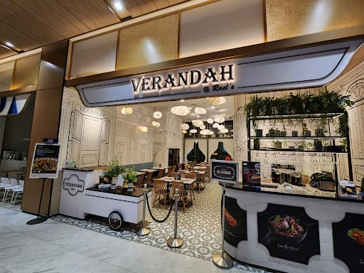 Verandah @ Rael's