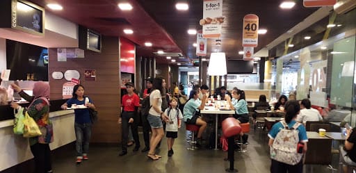 McDonald's Causeway Point
