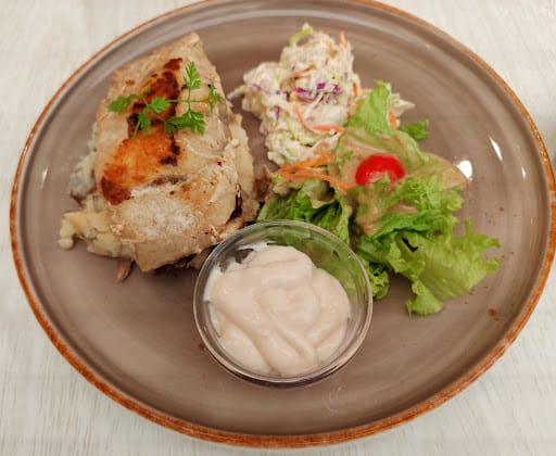 Big Fish Small Fish Cafe (Suntec City)
