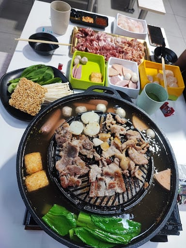 Super Thai Mookata