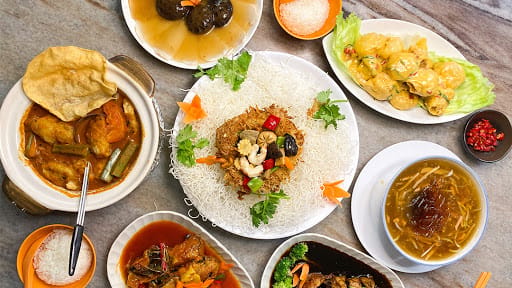 Lin Lin Vegetarian Delight 霖霖素食料理